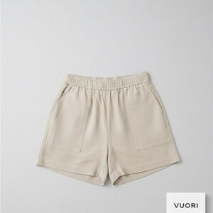 Vuori Women’s Villa Shorts - Beige/Sand - Size Medium